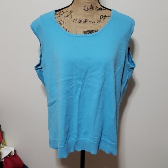 Willow Bay Tops - 3xl blue tank top.